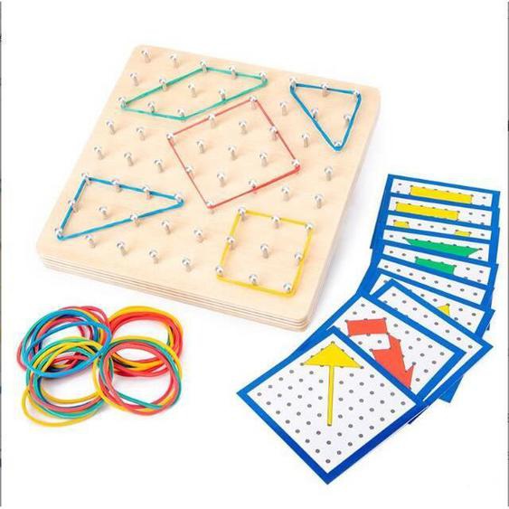 Géoboard en Bois avec Cartes de Motifs Dactivité et Rubber Band - 8x8 Épingles Pegboard avec Bande de Caoutchouc Puzzle de Forme