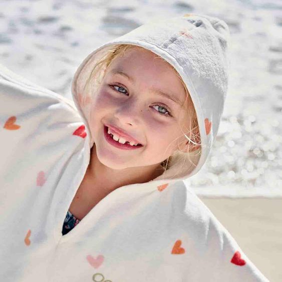 Poncho de bain enfant personnalisable COEURS, avec coton recyclé blanc imprimé